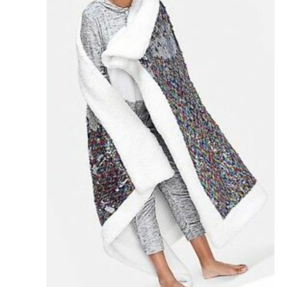 Justice Other - ❤Justice Flip Sequence Blanket